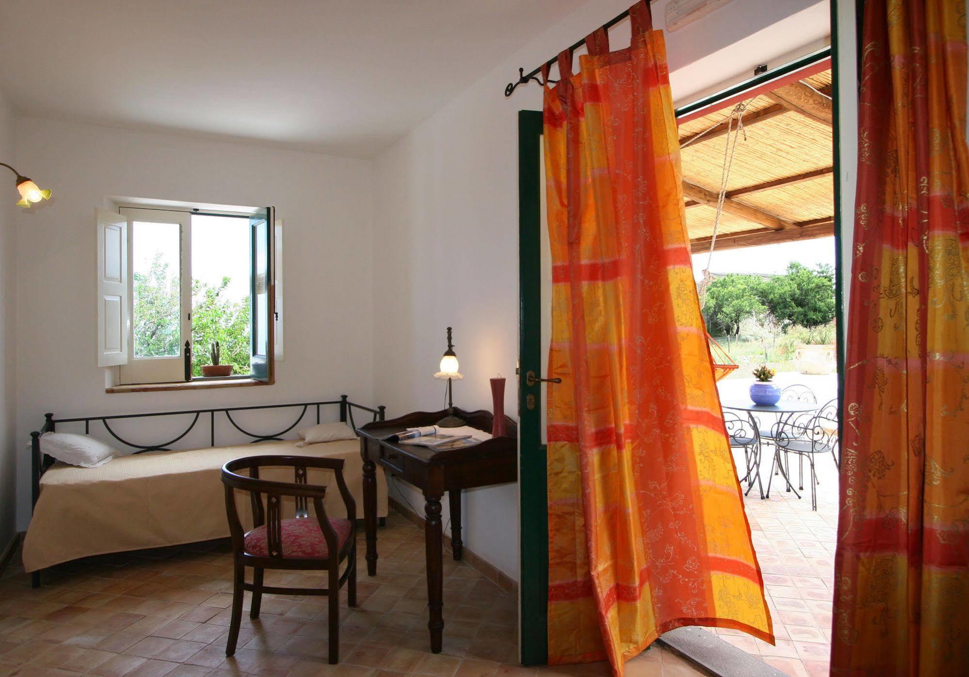 Il Gelso Vacanze Malfa  Exterior photo