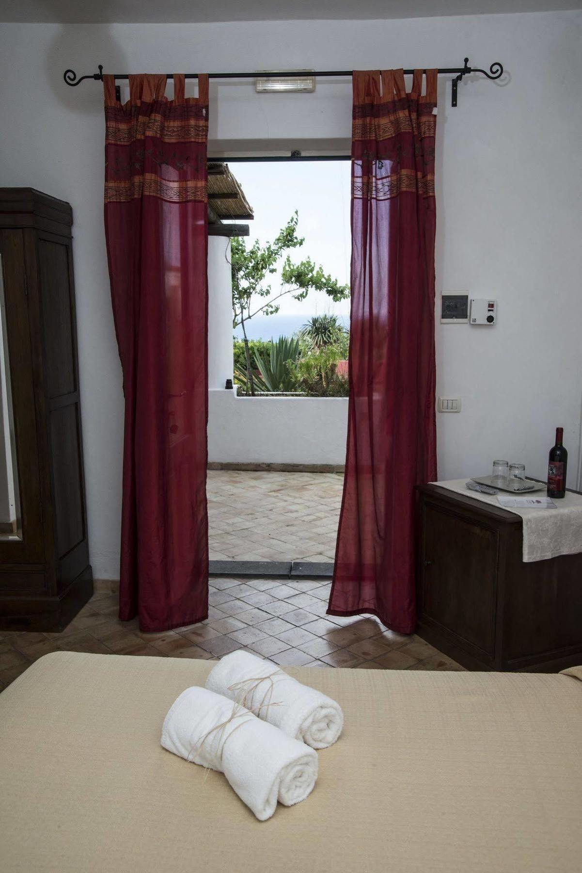 Il Gelso Vacanze Malfa  Exterior photo
